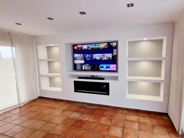 Mueble de TV a medida – Pro Services Group Spain